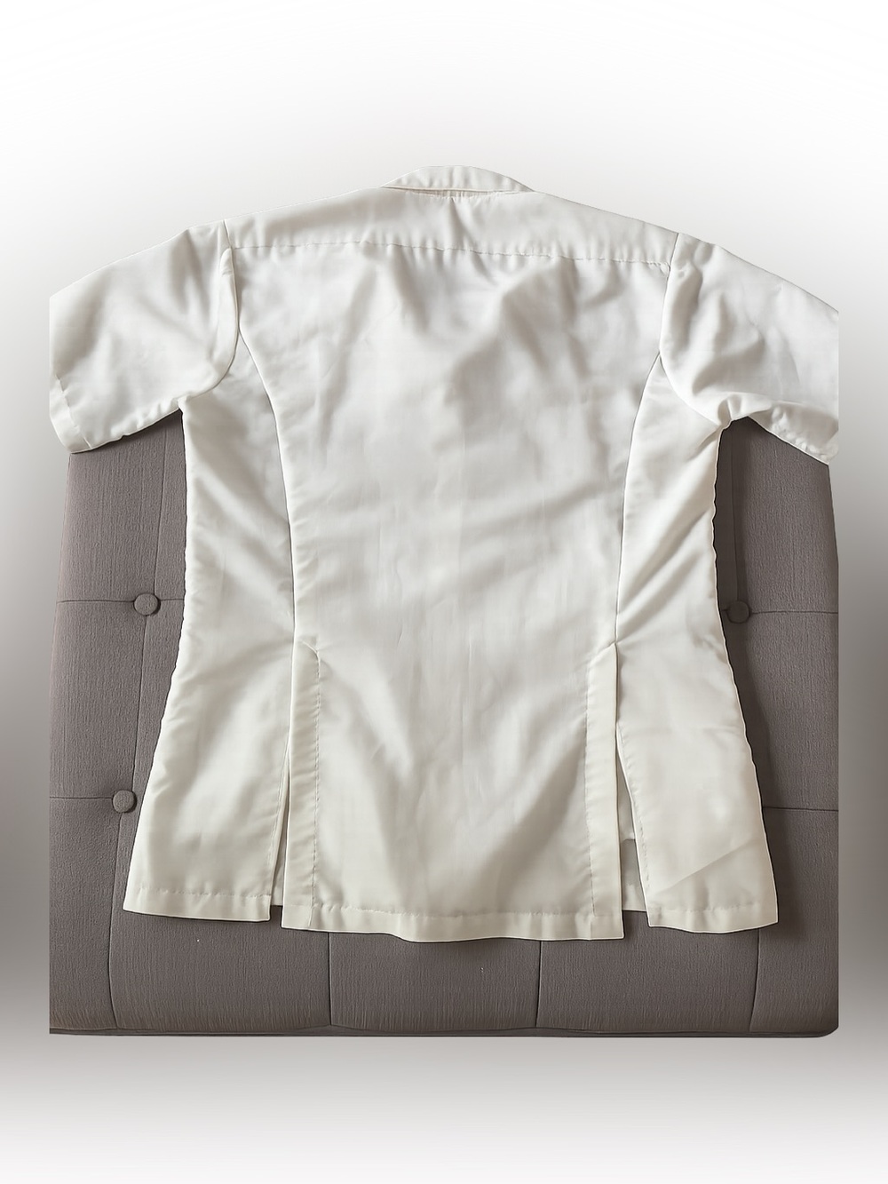 Vintage White Embroidered Guayabera Style Short Sleeve Button Front Blouse - Picture 7 of 8